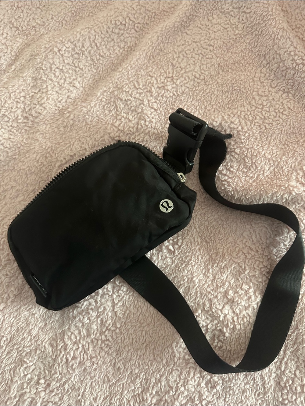 lululemon belt Bag Fanny pack with Adjustable Strap